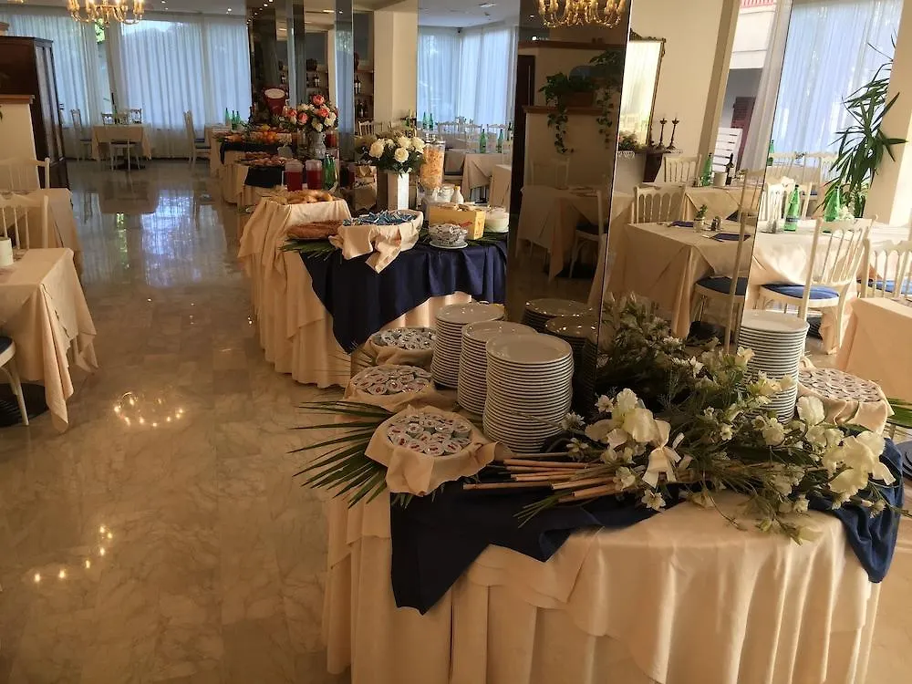 Hotel De Amicis 里乔内 意大利