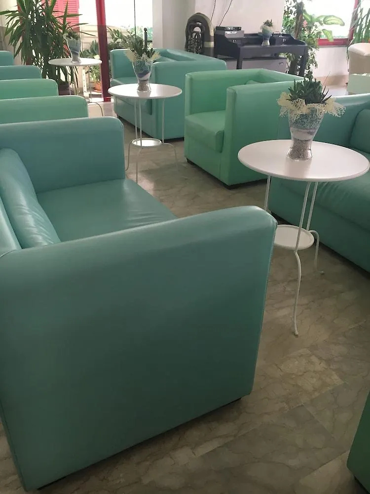 Hotel De Amicis Riccione 3*,