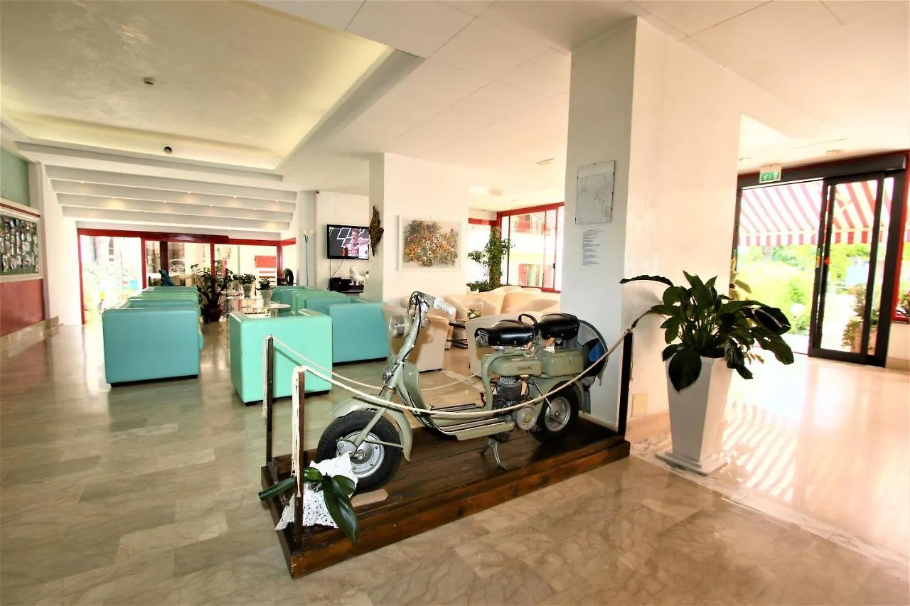 Hotel De Amicis Riccione Italie